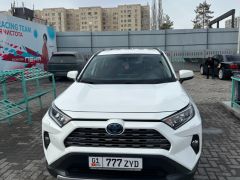 Сүрөт унаа Toyota RAV4