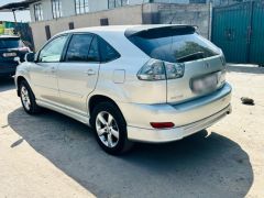 Сүрөт унаа Toyota Harrier