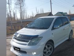 Сүрөт унаа Toyota Ist