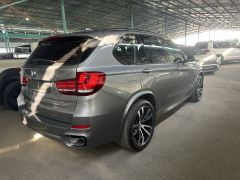 Photo of the vehicle BMW X5