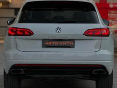 Фото авто Volkswagen Touareg