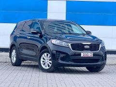 Photo of the vehicle Kia Sorento