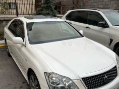 Сүрөт унаа Toyota Crown