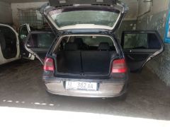 Photo of the vehicle Volkswagen Golf