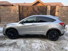 Сүрөт унаа Honda HR-V