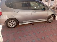 Photo of the vehicle Honda Fit