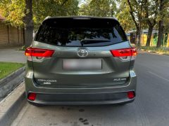 Сүрөт унаа Toyota Highlander