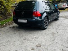 Фото авто Volkswagen Golf