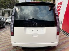 Фото авто Hyundai Staria