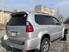 Photo of the vehicle Lexus GX