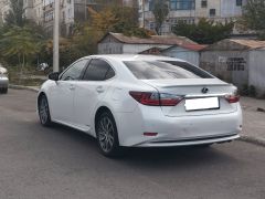 Photo of the vehicle Lexus ES