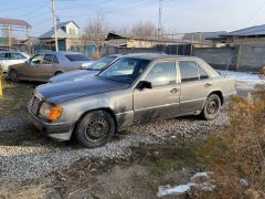 Photo of the vehicle Mercedes-Benz W124