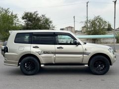 Фото авто Mitsubishi Pajero