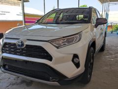 Сүрөт унаа Toyota RAV4