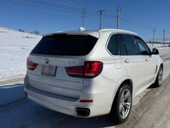 Photo of the vehicle BMW X5