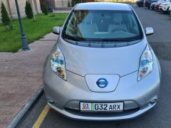 Фото авто Nissan Leaf