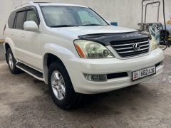 Photo of the vehicle Lexus GX