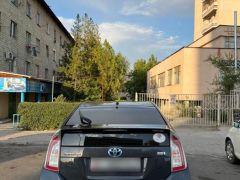 Сүрөт унаа Toyota Prius