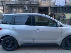 Сүрөт унаа Toyota Ist