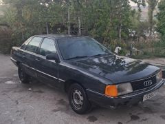 Photo of the vehicle Audi 100