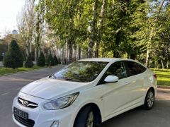 Сүрөт унаа Hyundai Solaris