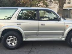 Photo of the vehicle Toyota Hilux Surf