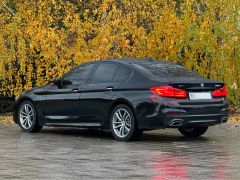 Photo of the vehicle BMW 5 Series