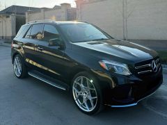 Сүрөт унаа Mercedes-Benz GLE