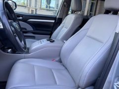 Сүрөт унаа Toyota Highlander