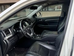 Фото авто Toyota Highlander