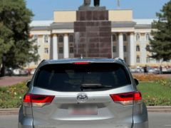 Сүрөт унаа Toyota Highlander