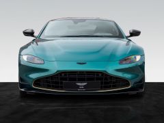 Фото авто Aston Martin V8 Vantage