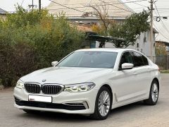 Photo of the vehicle BMW 5 Series