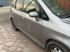 Photo of the vehicle Honda Fit