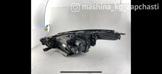 Spare Parts and Consumables - Фара LED на Toyota Highlander 2020-2023