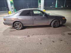 Сүрөт унаа Toyota Camry