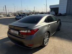 Photo of the vehicle Lexus ES