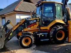 Photo of the vehicle JCB 3CX