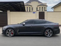 Сүрөт унаа Kia Stinger