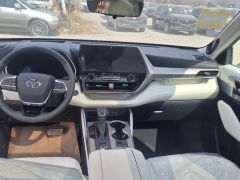 Сүрөт унаа Toyota Highlander