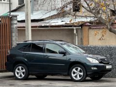 Photo of the vehicle Lexus RX