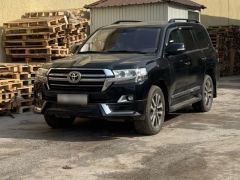 Фото авто Toyota Land Cruiser