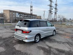 Photo of the vehicle Toyota Estima