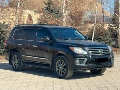 Photo of the vehicle Lexus LX