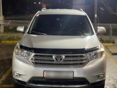 Photo of the vehicle Toyota Highlander