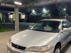 Сүрөт унаа Honda Accord