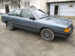 Photo of the vehicle Audi 100