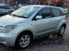 Фото авто Toyota Ist