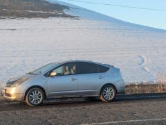 Фото авто Toyota Prius