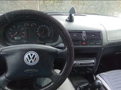 Сүрөт унаа Volkswagen Golf